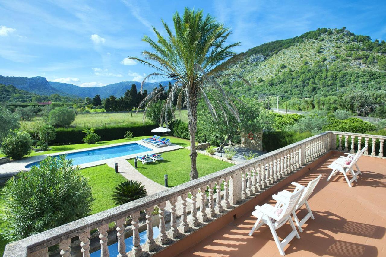 Villa Busqueroles By